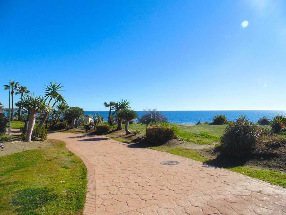 Beautiful Penthouse In A Perfect Location Apartment Estepona Exterior photo